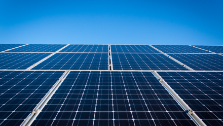 How Many Solar Panels to Run a House Off-grid?